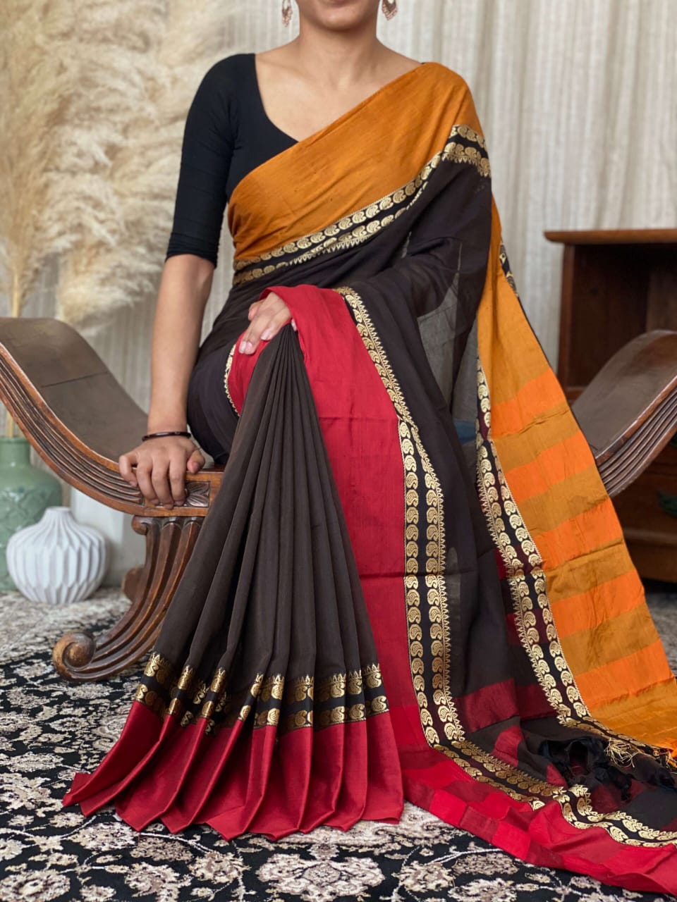 Black Narayanpeth Handloom Cotton Saree With Blouse Piece