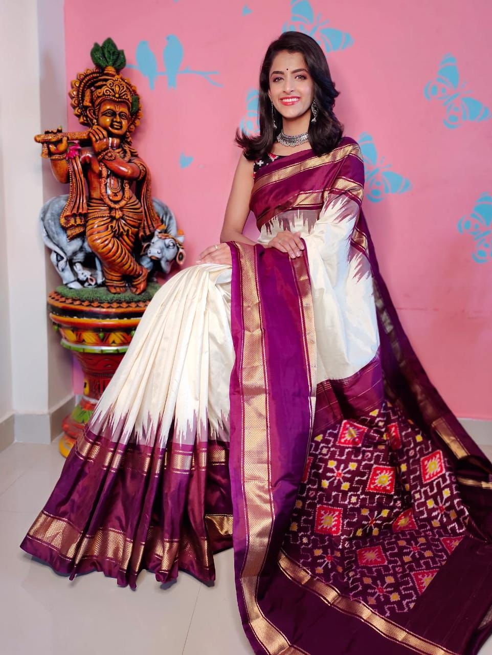 Pure Ikkat Silk Pattu Double Weaving Saree With Blouse Piece