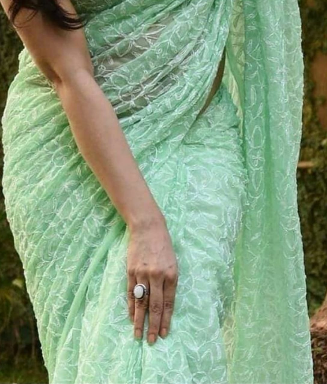 Green Georgette Chiffon Fine Tepchi Heavy Jaal Work Saree