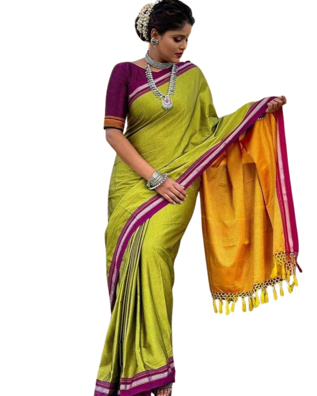 Exquisite Resham Khun Saree With Maharashtrian Nath Motif Blouse Piece