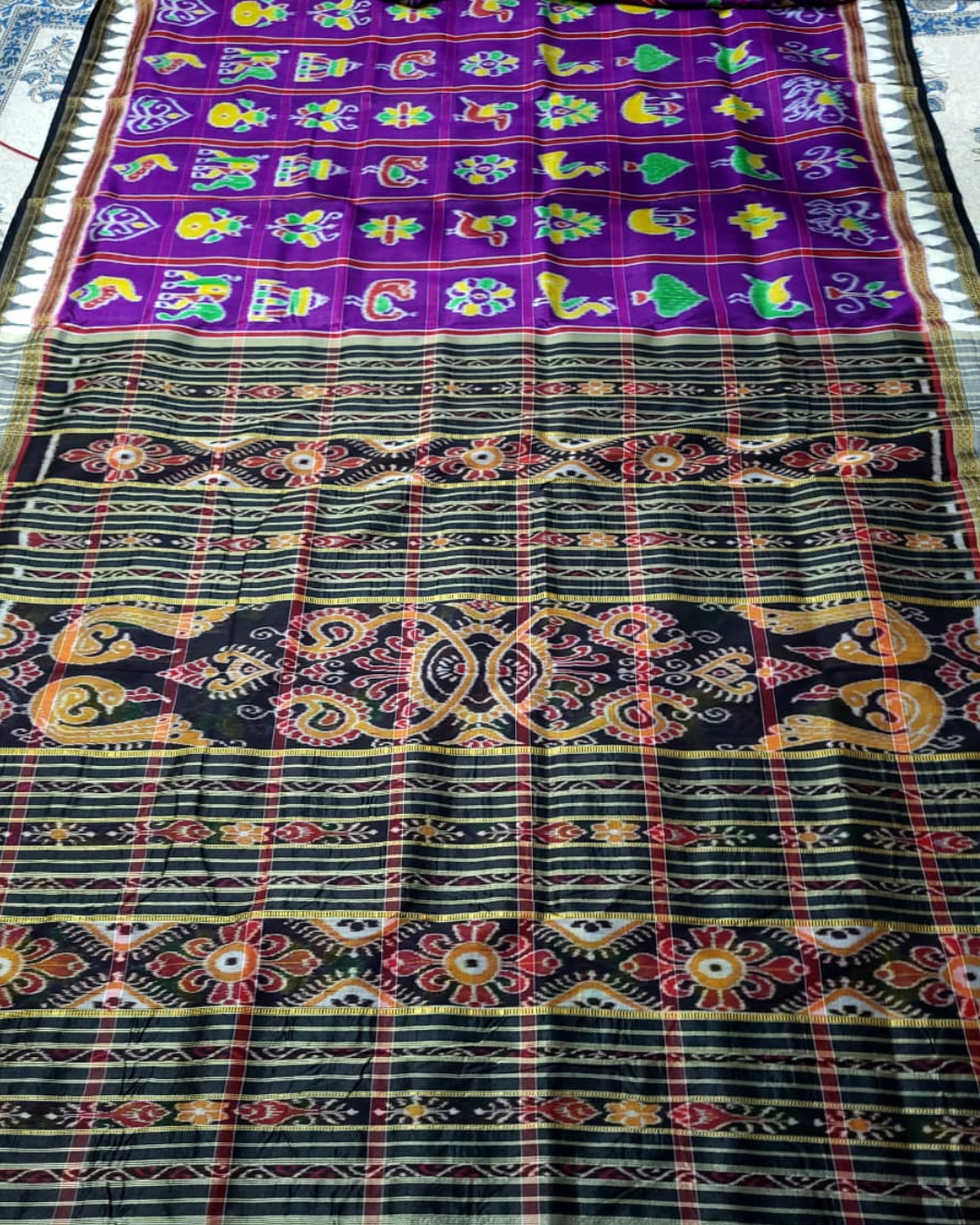 Handloom Khandua Mulberry Silk (Pata) Saree – Double Border Kumbha Navakothi Design