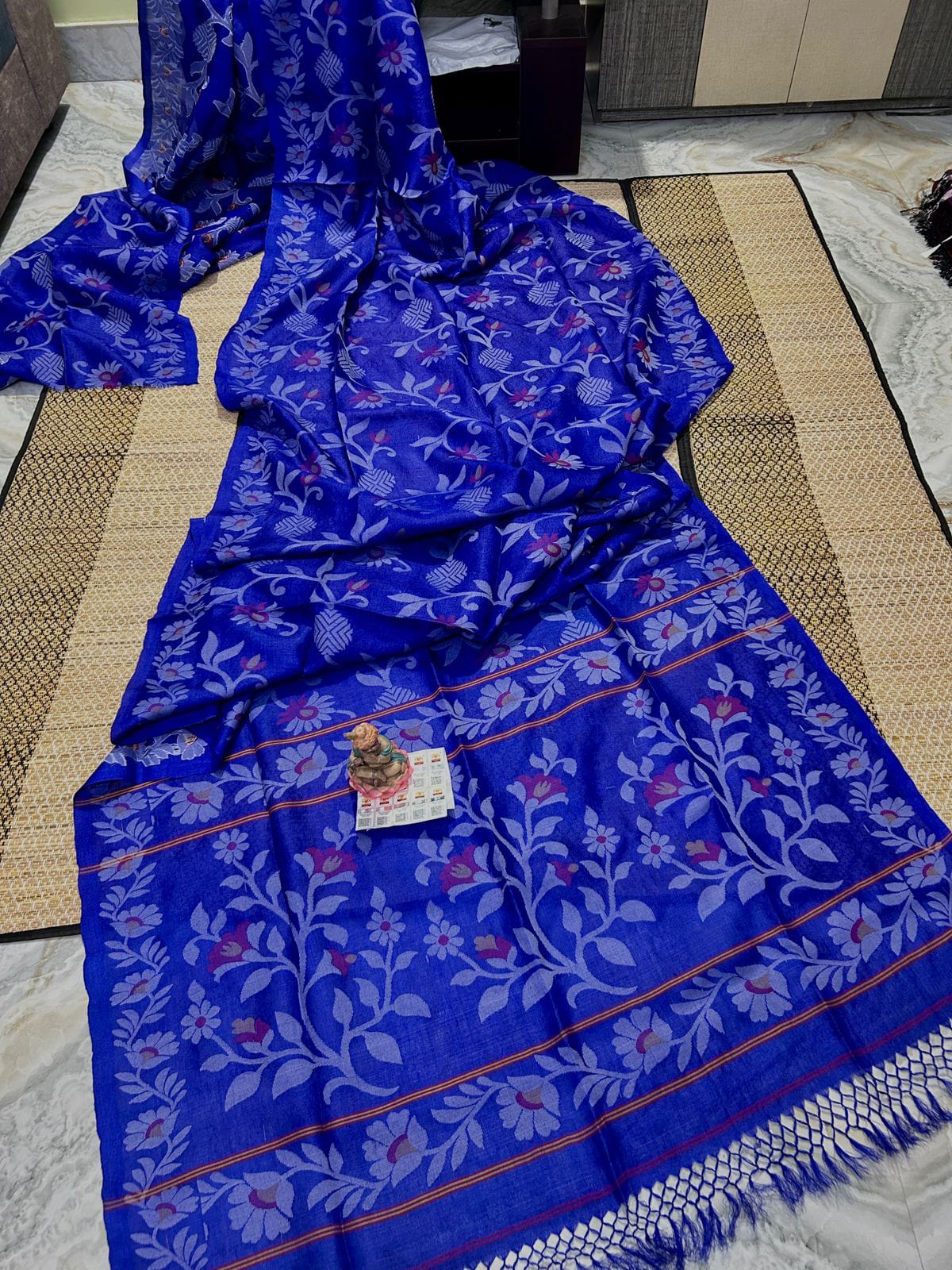 Royal Blue Handmade Pure Tussar Jamdani Saree with Blouse Piece