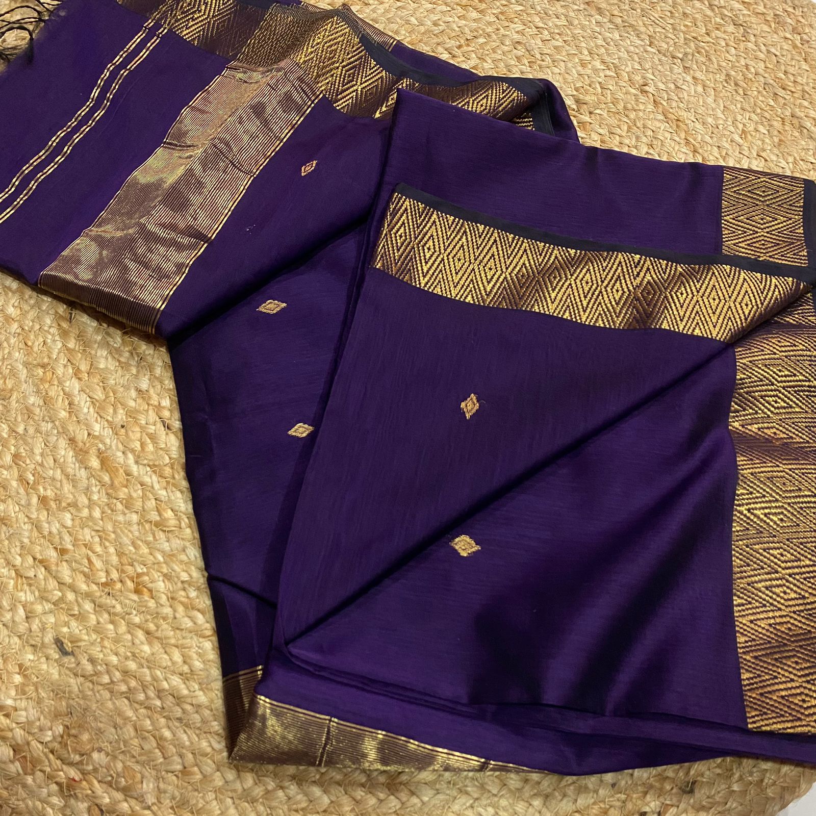 Deep Royal Purple Maheshwari Handloom Saree With Golden Zari Border
