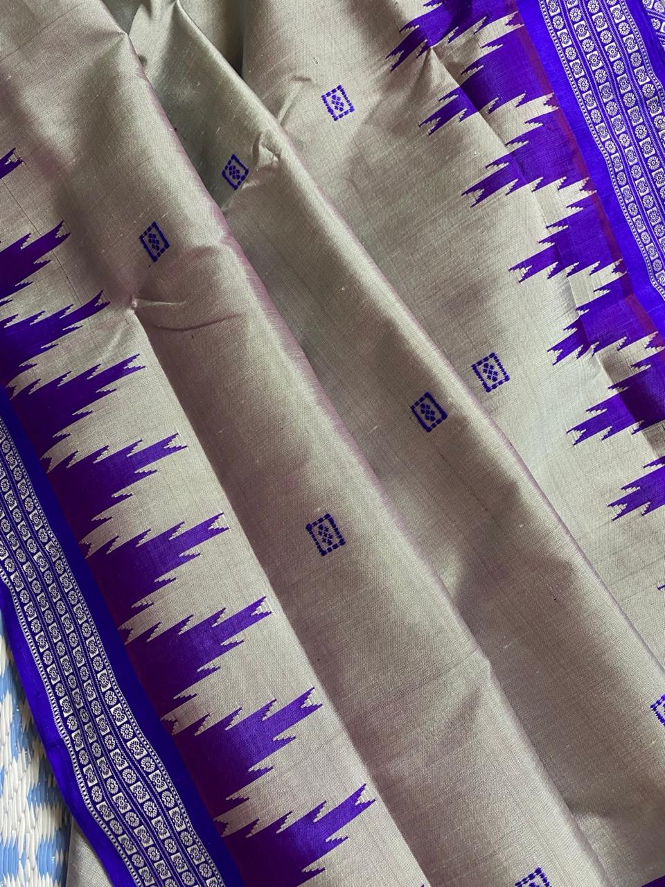 Dual-Tone Grey & Blue Berhampuri Silk Saree With Contrast Blouse Piece