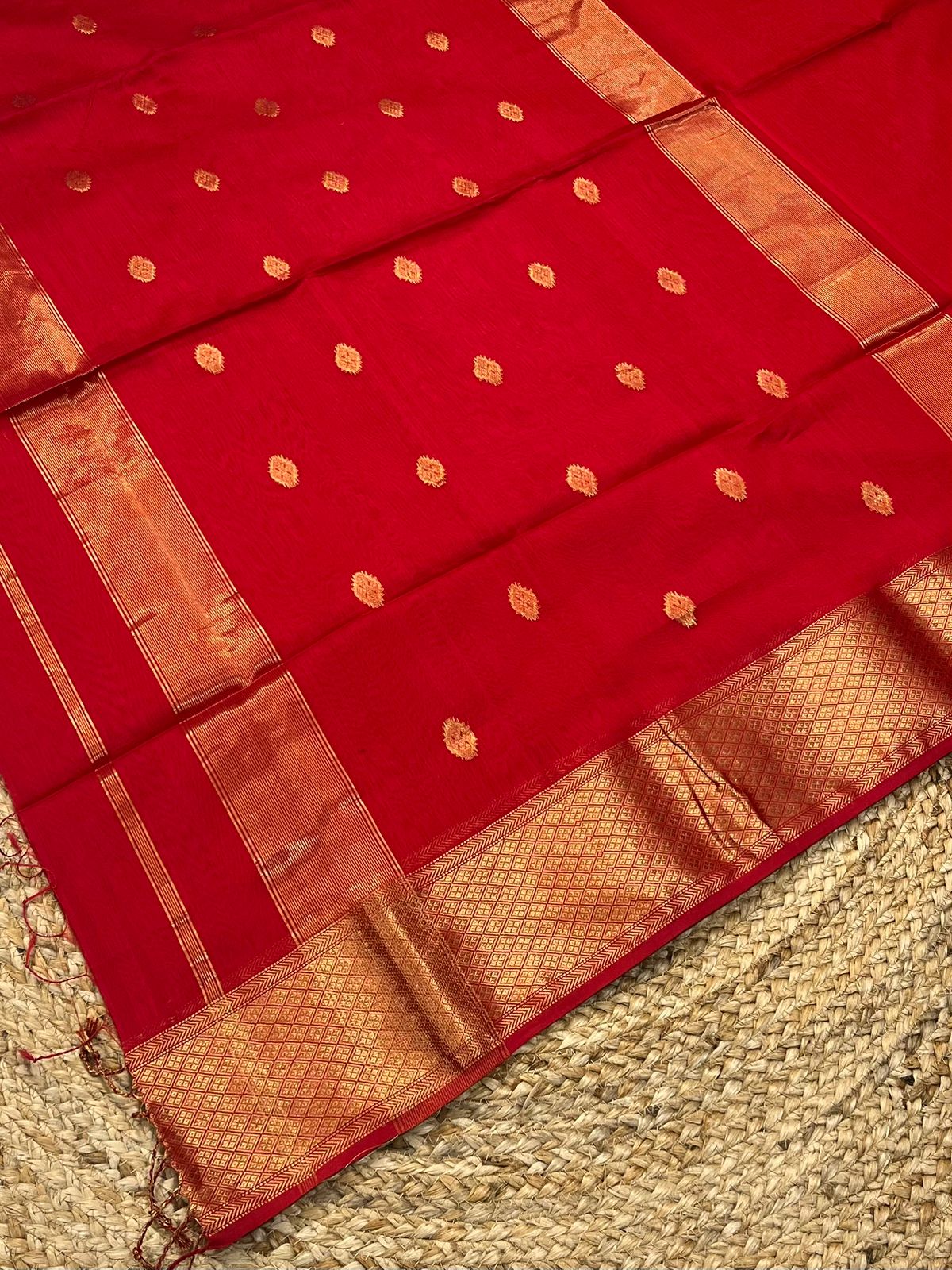 Handwoven Maheshwari Silk Red Color Saree