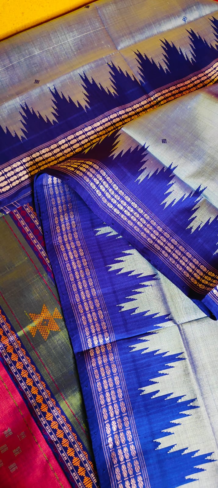 Super Gorgeous & Authentic Berhampuri Double Pallu Silk Saree with Heavy Thread Work Pallu and Contrast Blouse