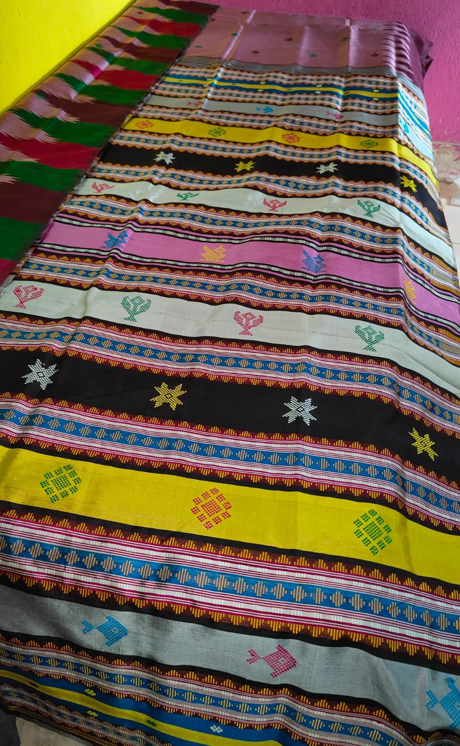 Authentic Berhampuri Silk Double Pallu Multicolour Phoda Kumbha Border Saree