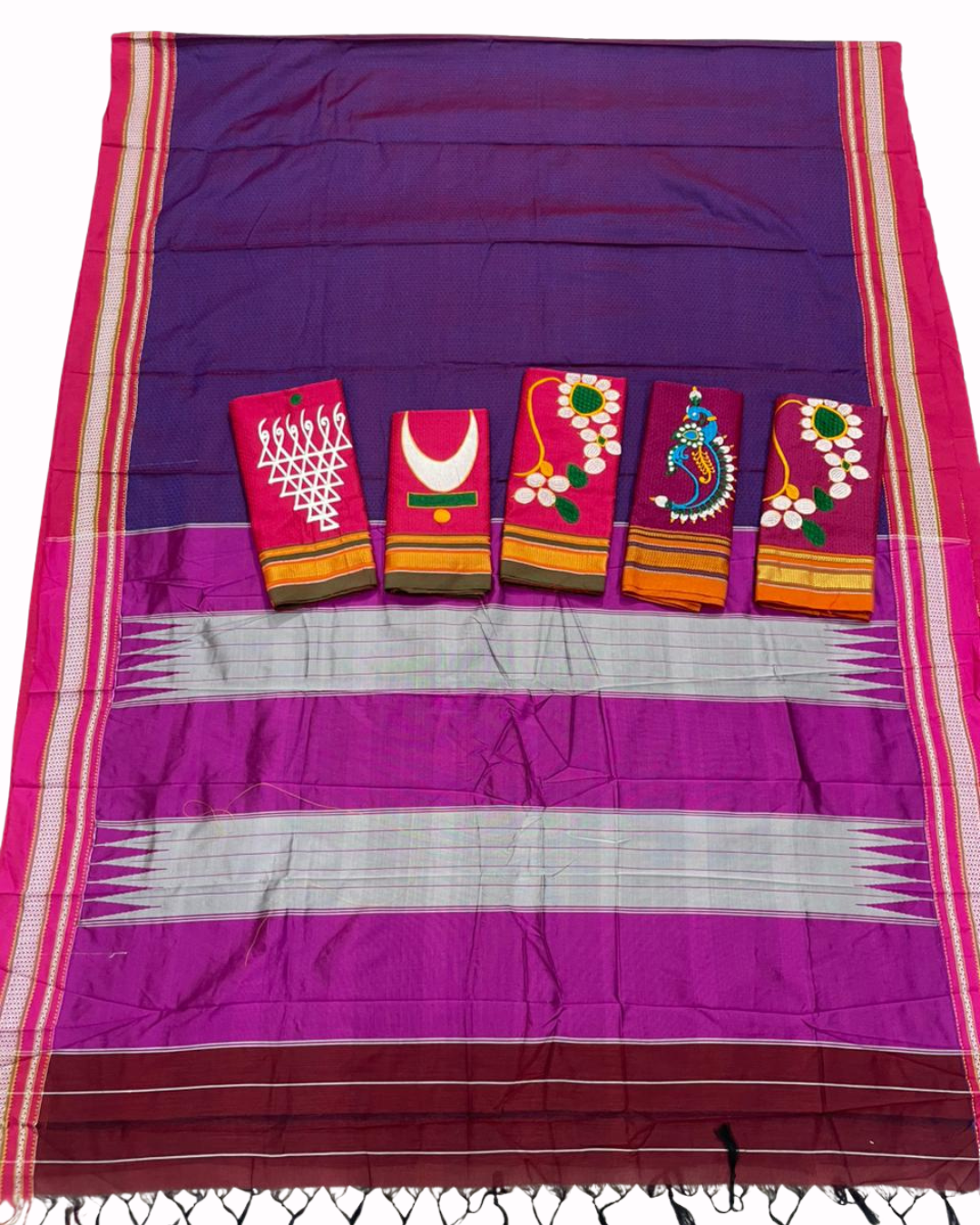 Plain Resham Khan Maharashtrian Saree With Nath Motif Blouse Piece