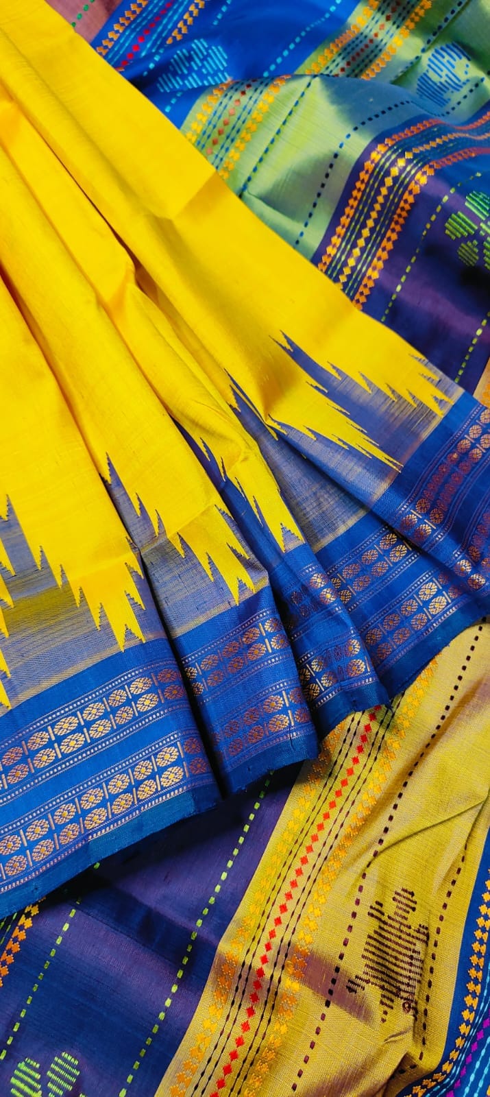 Exclusive Berhampuri Double Pallu Silk Saree