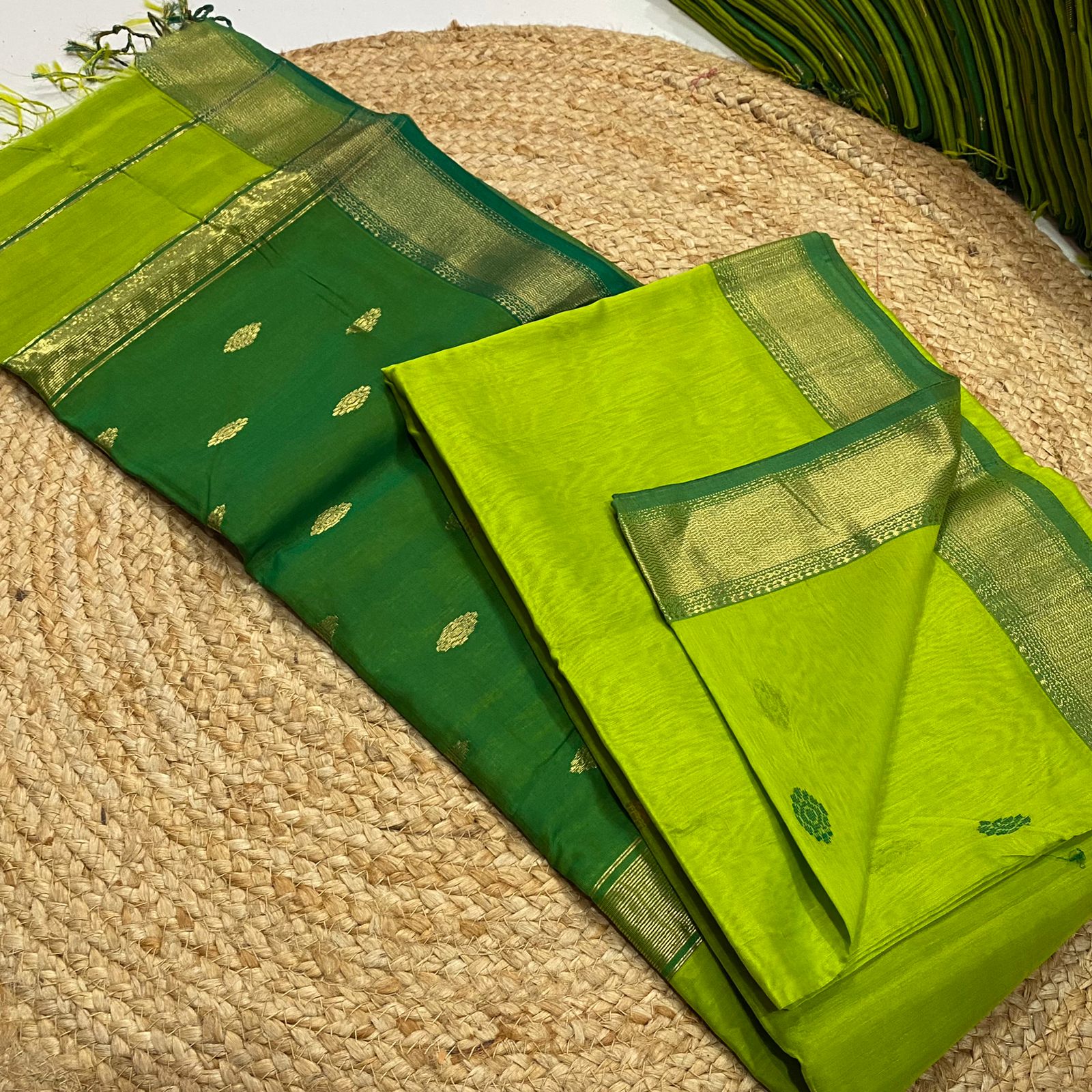 Green Color Maheshwari Handloom Silk Cotton Saree