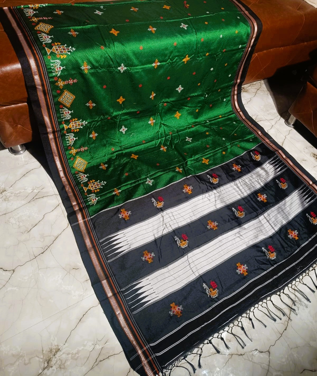 Resham Khun Saree with Kasuti Embroidery
