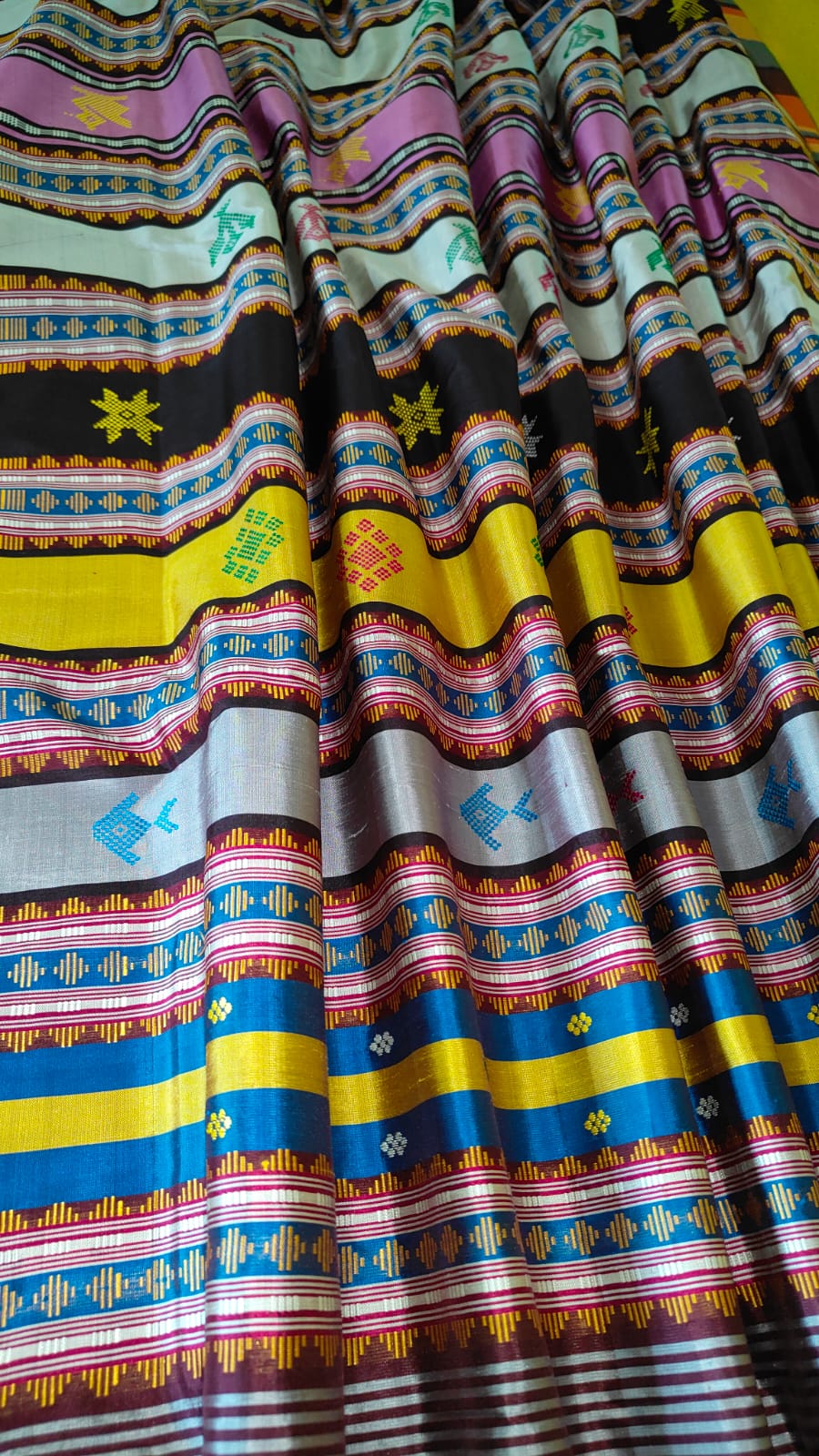 Exclusive Berhampuri Double Pallu Silk Saree – A Collector’s Choice