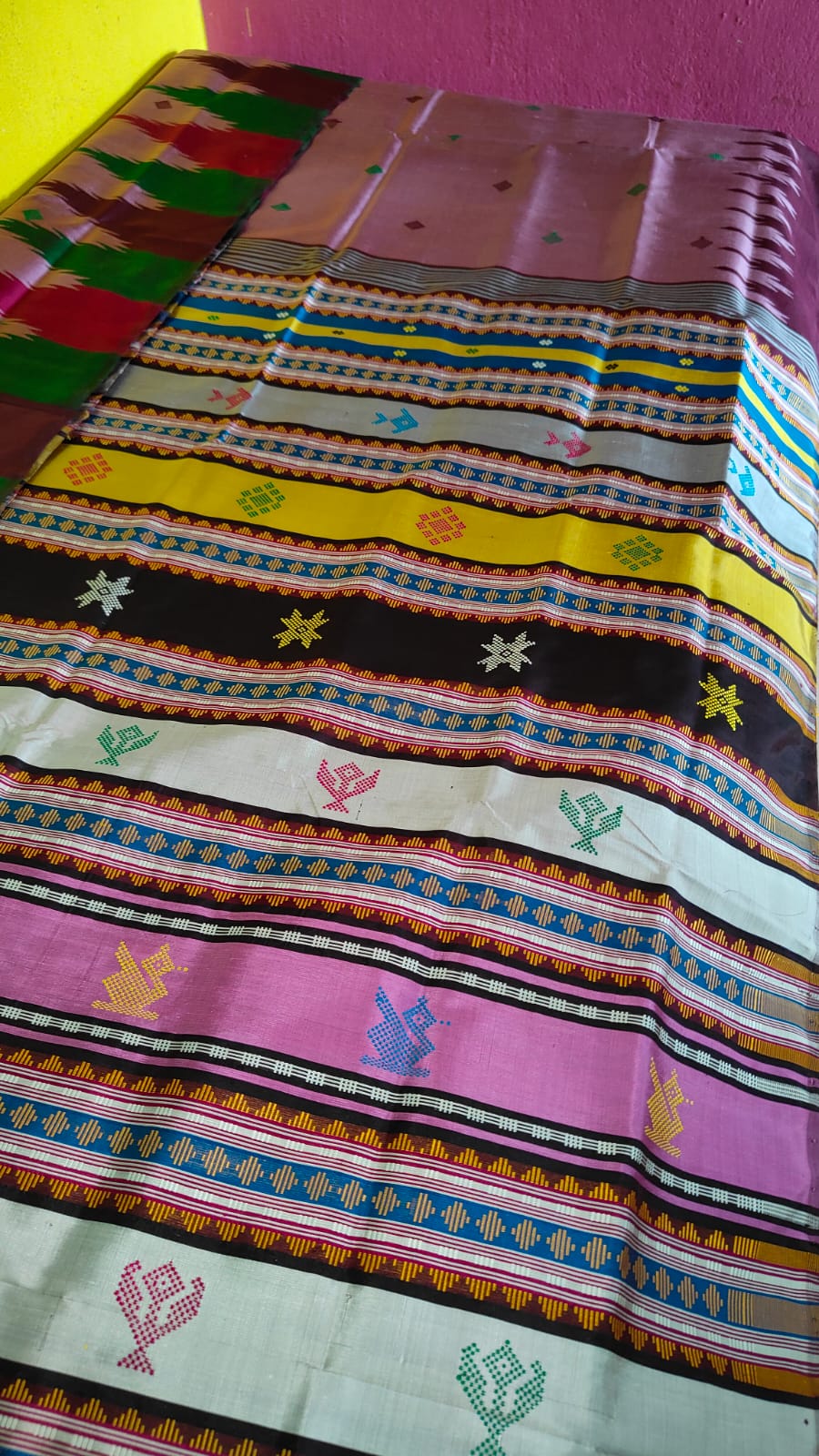 Exclusive Berhampuri Double Pallu Silk Saree – A Collector’s Choice