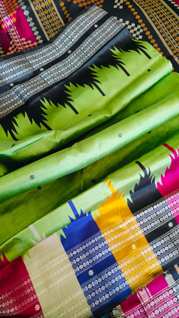 Exclusive Ganga Jamuna Podhkumbha Double Aanchal Berhampuri Silk Saree