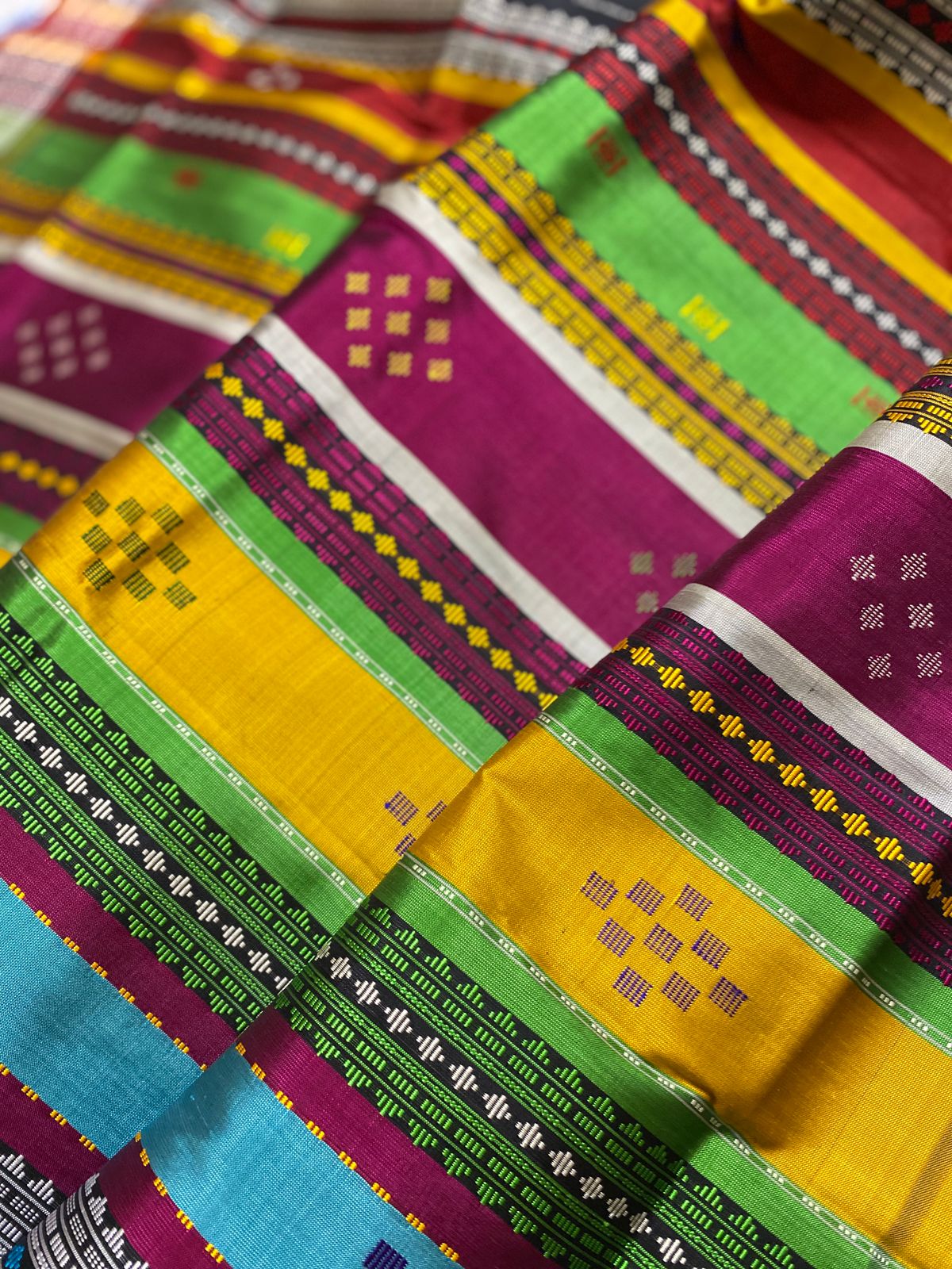 Milky White Ganga Jamuna Border Berhampuri Double Aanchal Saree