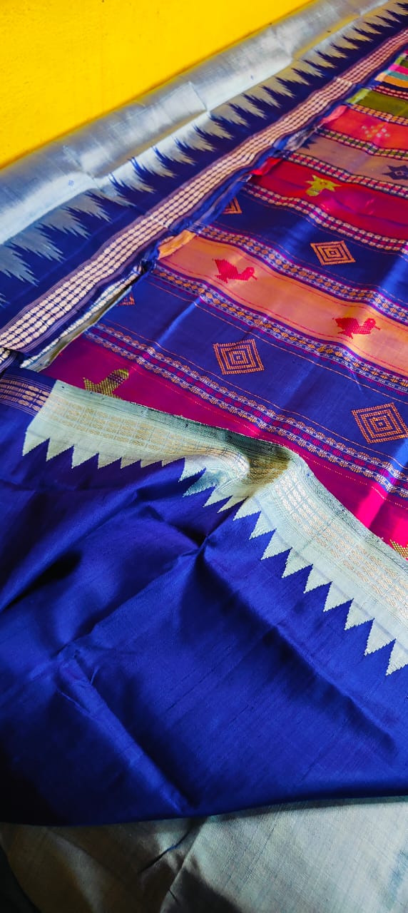 Super Gorgeous & Authentic Berhampuri Double Pallu Silk Saree with Heavy Thread Work Pallu and Contrast Blouse