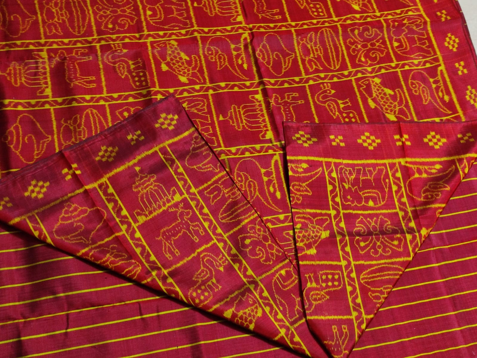 Exclusive Sambalpuri Nabakothi Pata Pasapali Border Saree