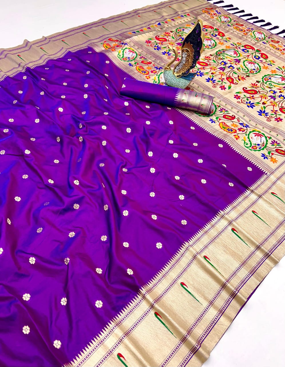 Single Munia Soft Silk Saree – Banarasi Inspired Premium Collection