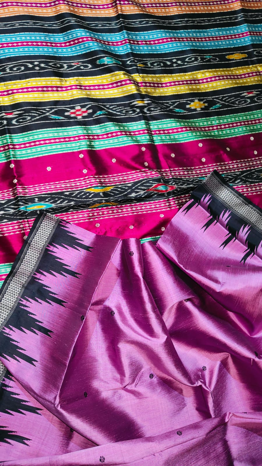 Stunning Mauve Color Authentic Handloom Barampuri Patta Silk Saree