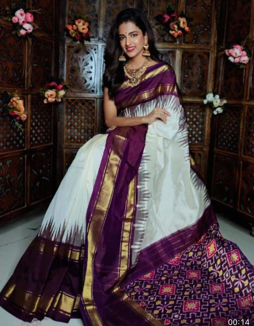 White & Maroon Exclusive Pure Silk (Pattu) Authentic Indian Handloom Saree