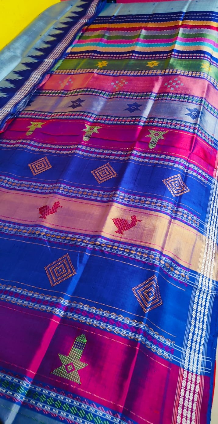 Gorgeous Metallic Grey Authentic Berhampuri Double Pallu Silk Saree with Heavy Thread Work Pallu and Contrast Blouse