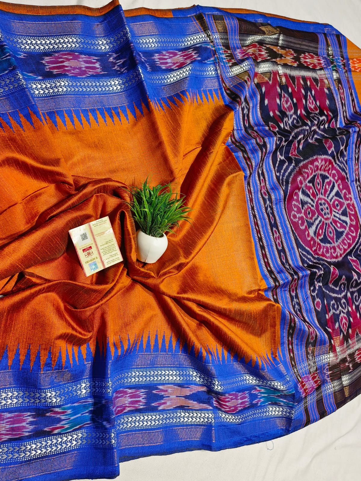 Pure Raw Silk Handloom Ikkat Saree with Vidarbha Temple Border