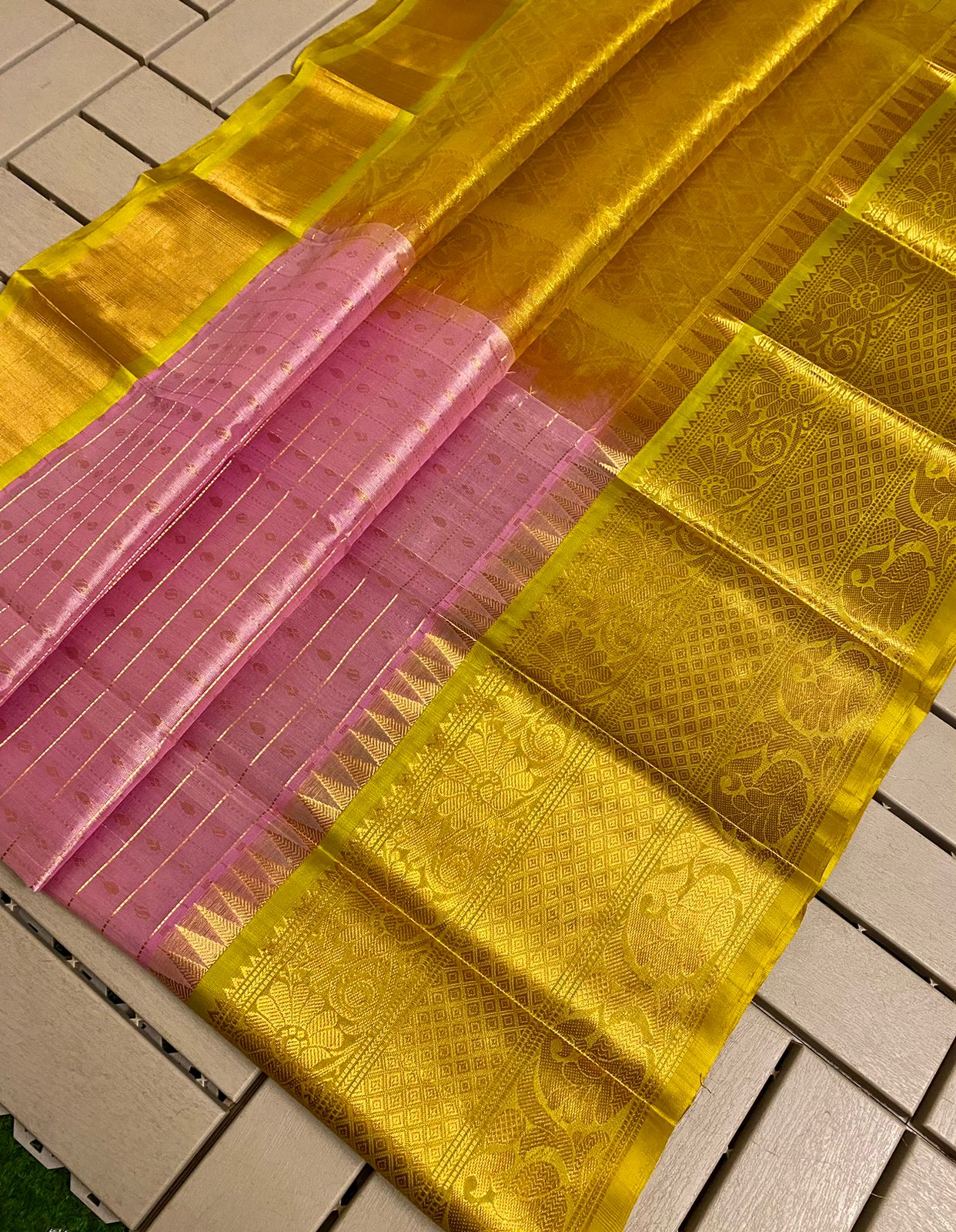 Baby Pink and Golden Yellwo Kanchi Kuppadam Pure Pattu Hadloom Saree