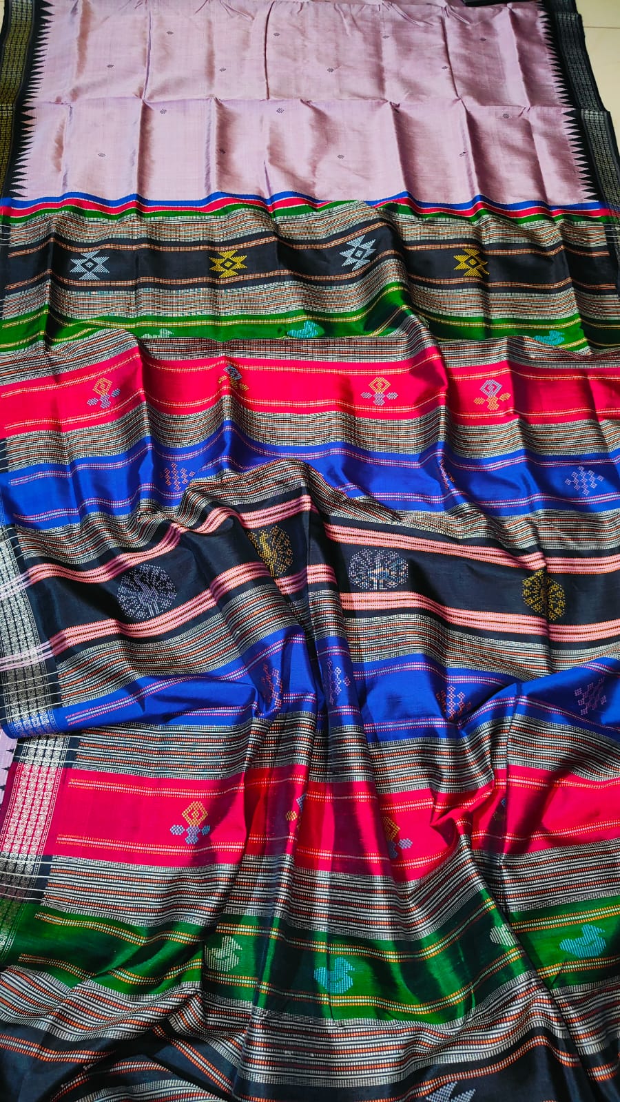 Stunning Mauve Color Authentic Handloom Barampuri Patta Silk Saree