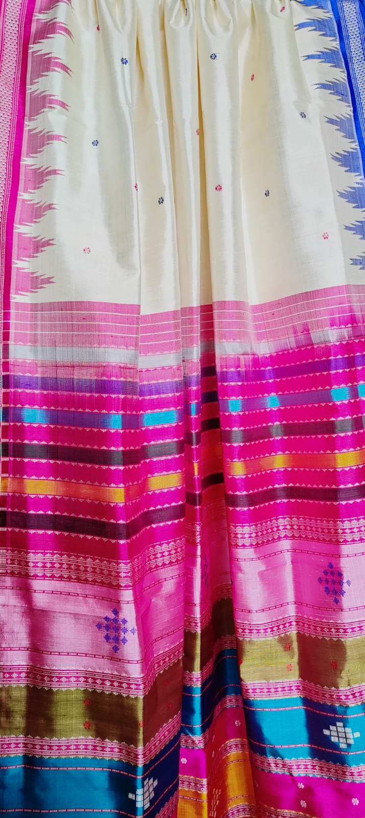 Berhampuri Double Pallu Silk Saree with Ganga Jamuna Border