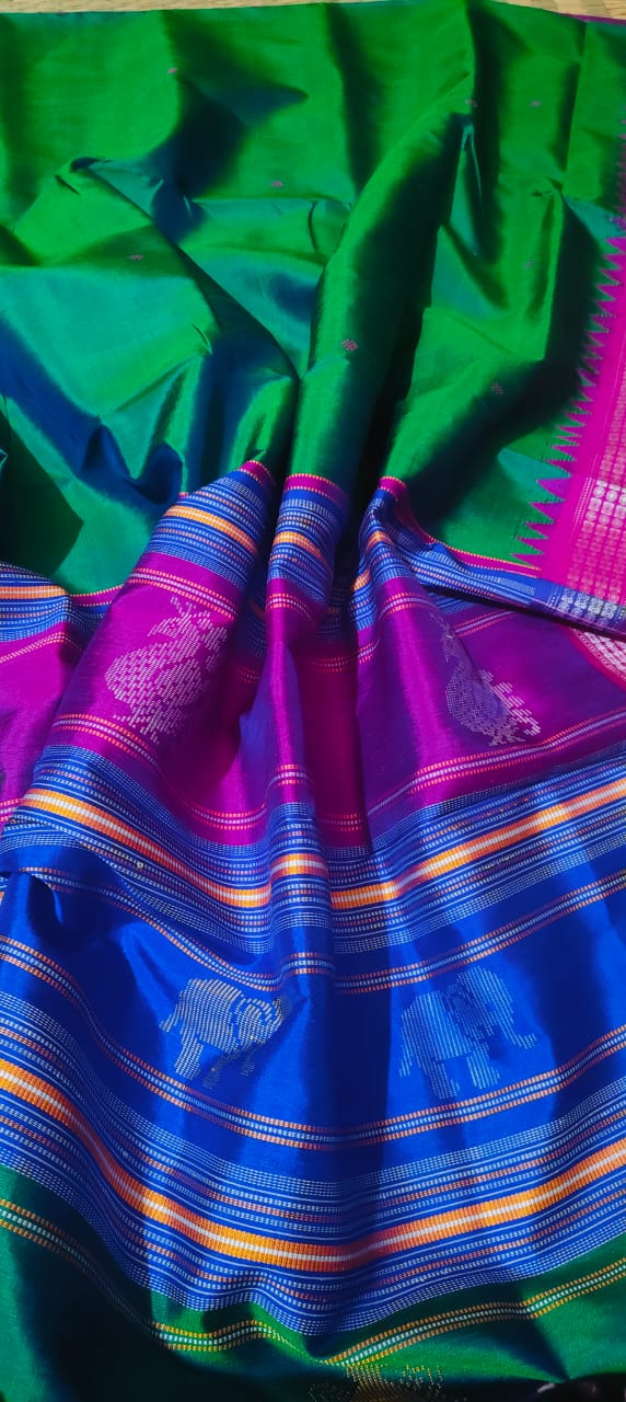Berhampuri Patta Pure Silk Saree With Contrast Blouse Piece