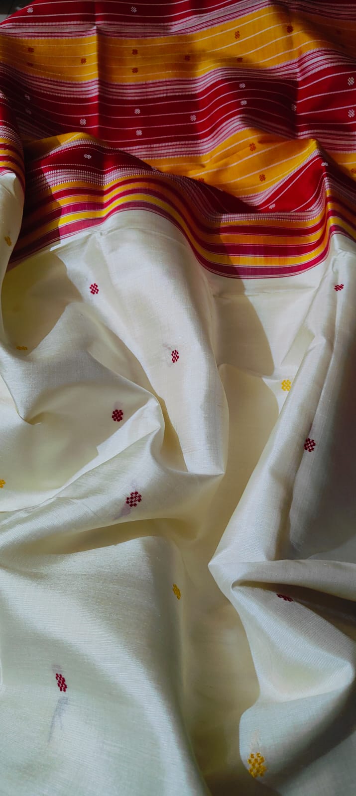 Berhampuri Double Pallu Pure Mulberry Silk Saree - Pearl White with Ganga Jamuna Border