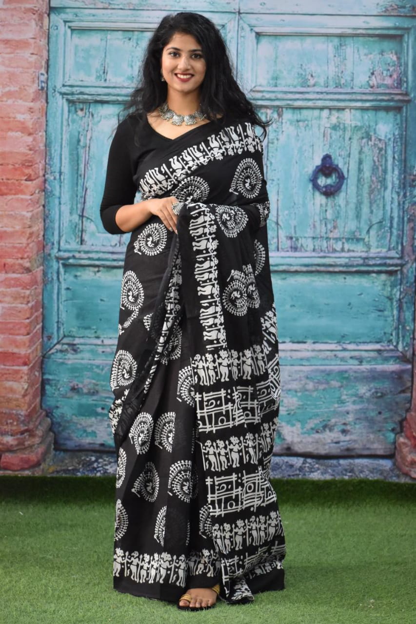 Bagru Block Print Pure Cotton Mulmul Saree Accessorised With Tassels