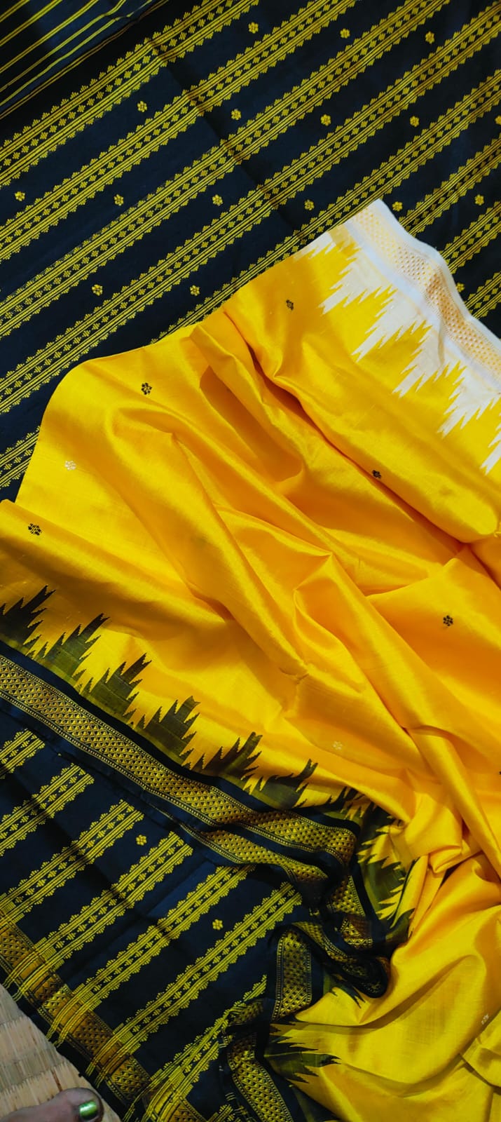 Stunning Yellow Pure Mulberry Silk Berhampuri Double Pallu Patta Saree With ganga Jamuna Phodakumbha Border