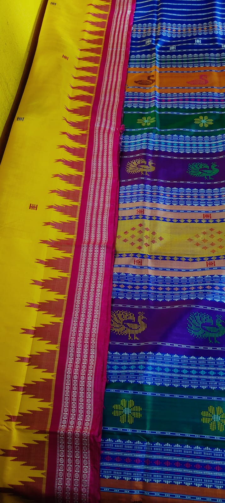 Bright Yellow 4 Fulia Berhampuri Double Pallu Pure Silk Saree