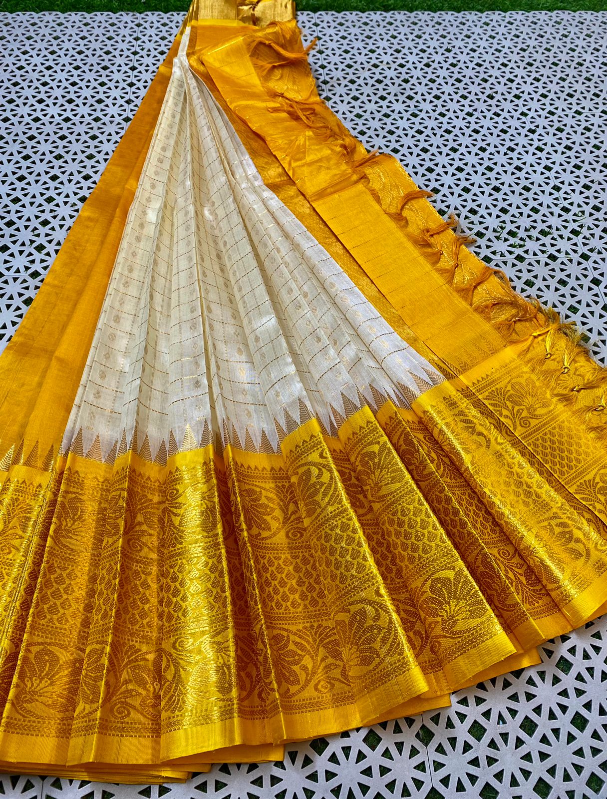 Pure Handloom Silk Saree · Kanchipuram Border · Bridal & Festive Series