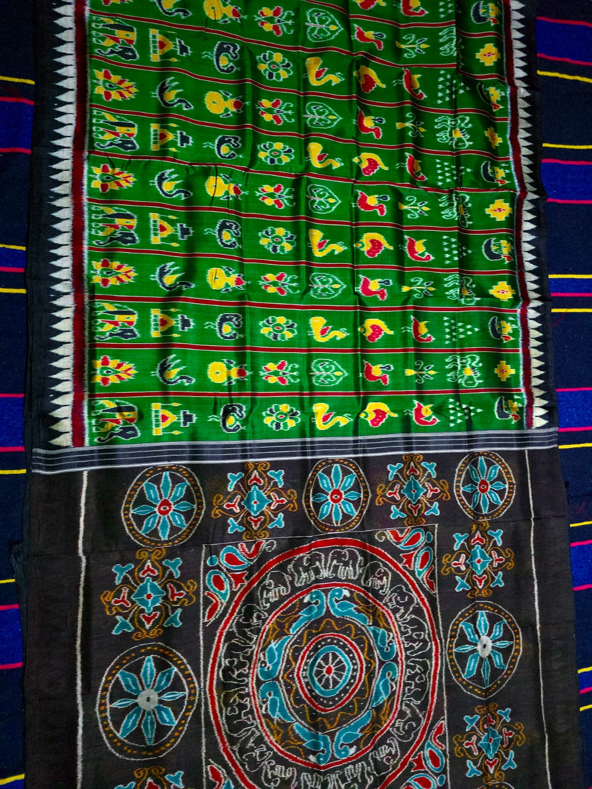 Nabakoti Khandua Silk Saree | Green Body Black Pallu | 4 Ply Mulberry Silk