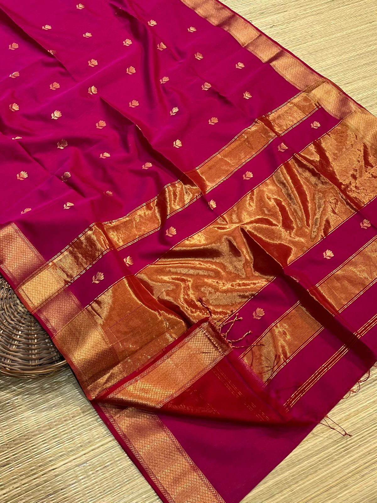 Authentic Maheshwari Handloom Saree with Lotus Buti