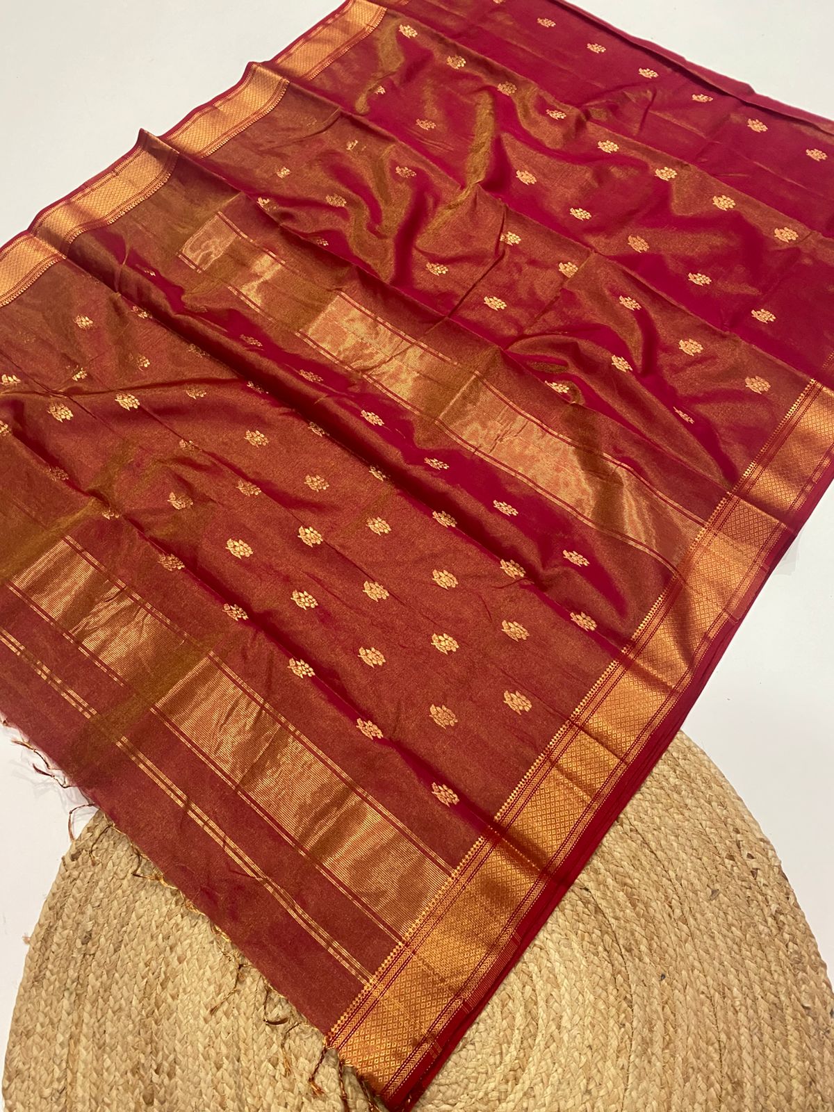 Rust Orange Madhya Pradesh Maheshwari Tissue Handloom Saree