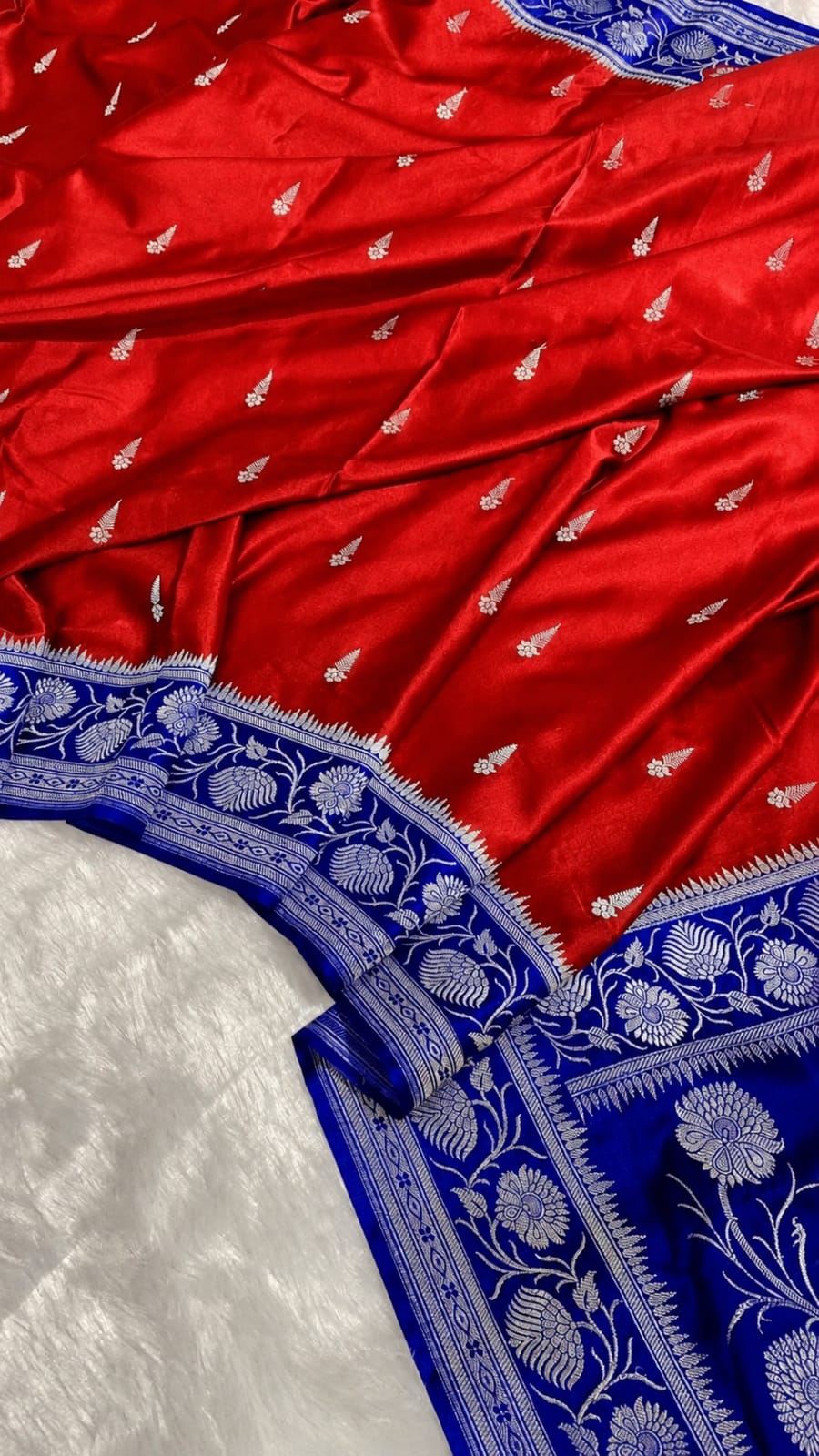 Banarasi Katan Mashru Silk Saree – Red & Royal Blue | Silver Zari Buti Weave | Contrast Designer Border | Dyeable Luxury Silk