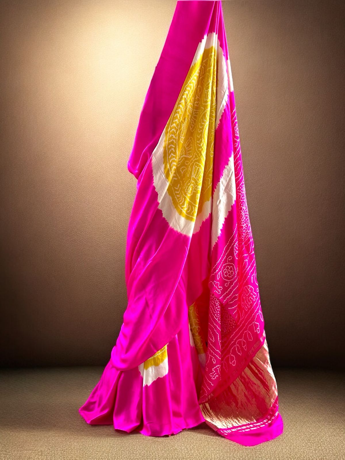 Pure Gaji Silk Rasmandal Bandhani Saree | Fine & Rai Bandhej | Zari Pallu | Authentic Gujarat Handcraft