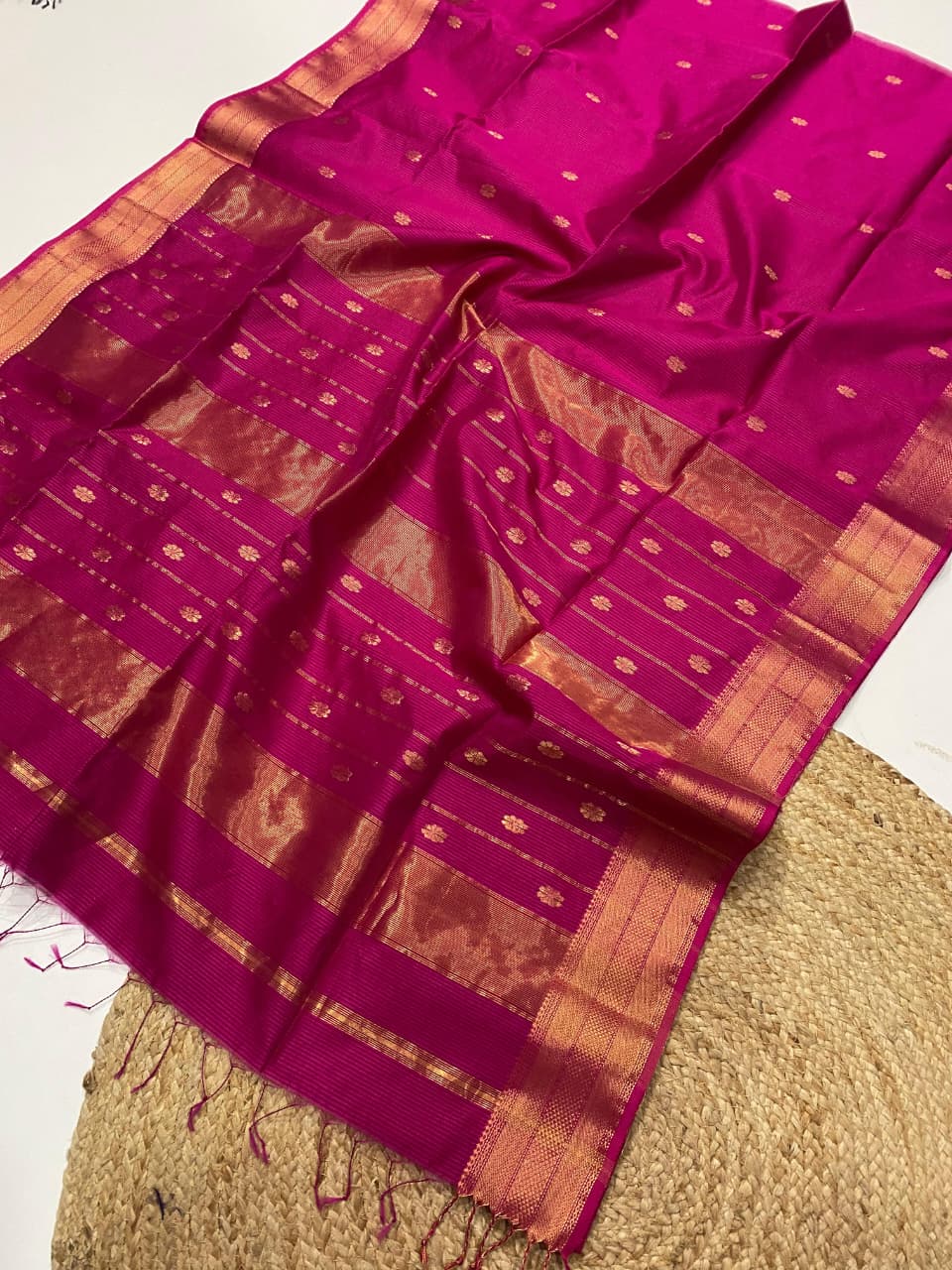 Authentic Maheshwari Handloom Double Peti Texture Silk Saree