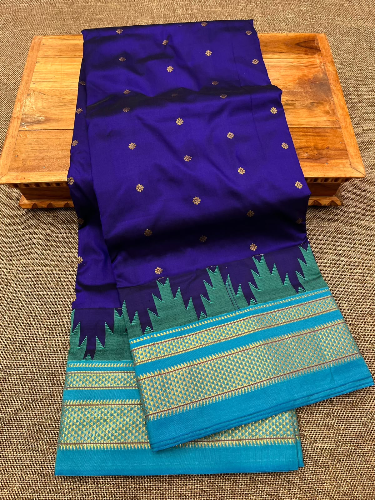 Pure Silk Ilkal Saree| Traditional Ilkal Border | Contrast Blouse