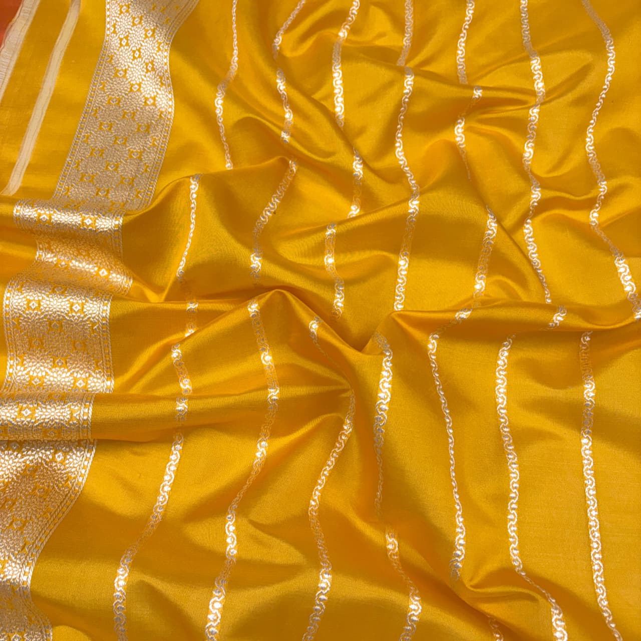 Pure Handloom Banarasi Kora Tissue Saree – Ivory Aqua Blue