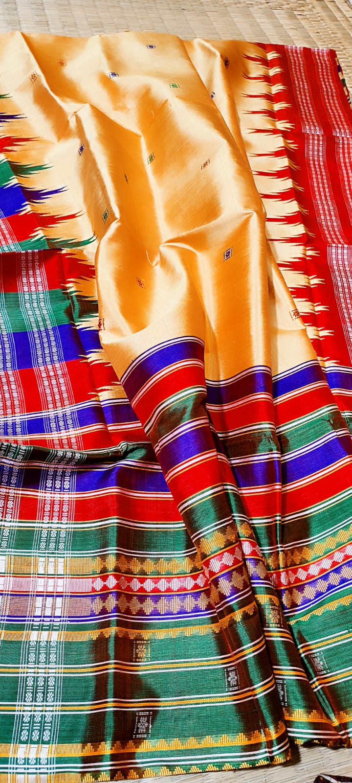 Handwoven Berhampuri Double Pallu Silk Saree – Pastel Peach with Multicolour Phoda Kumbha Border