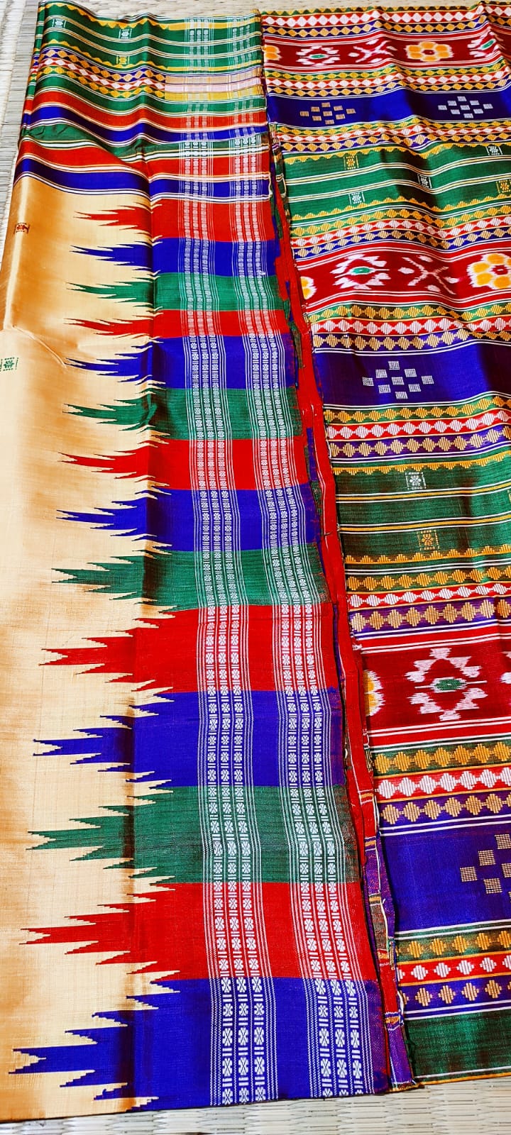Handwoven Berhampuri Double Pallu Silk Saree – Pastel Peach with Multicolour Phoda Kumbha Border
