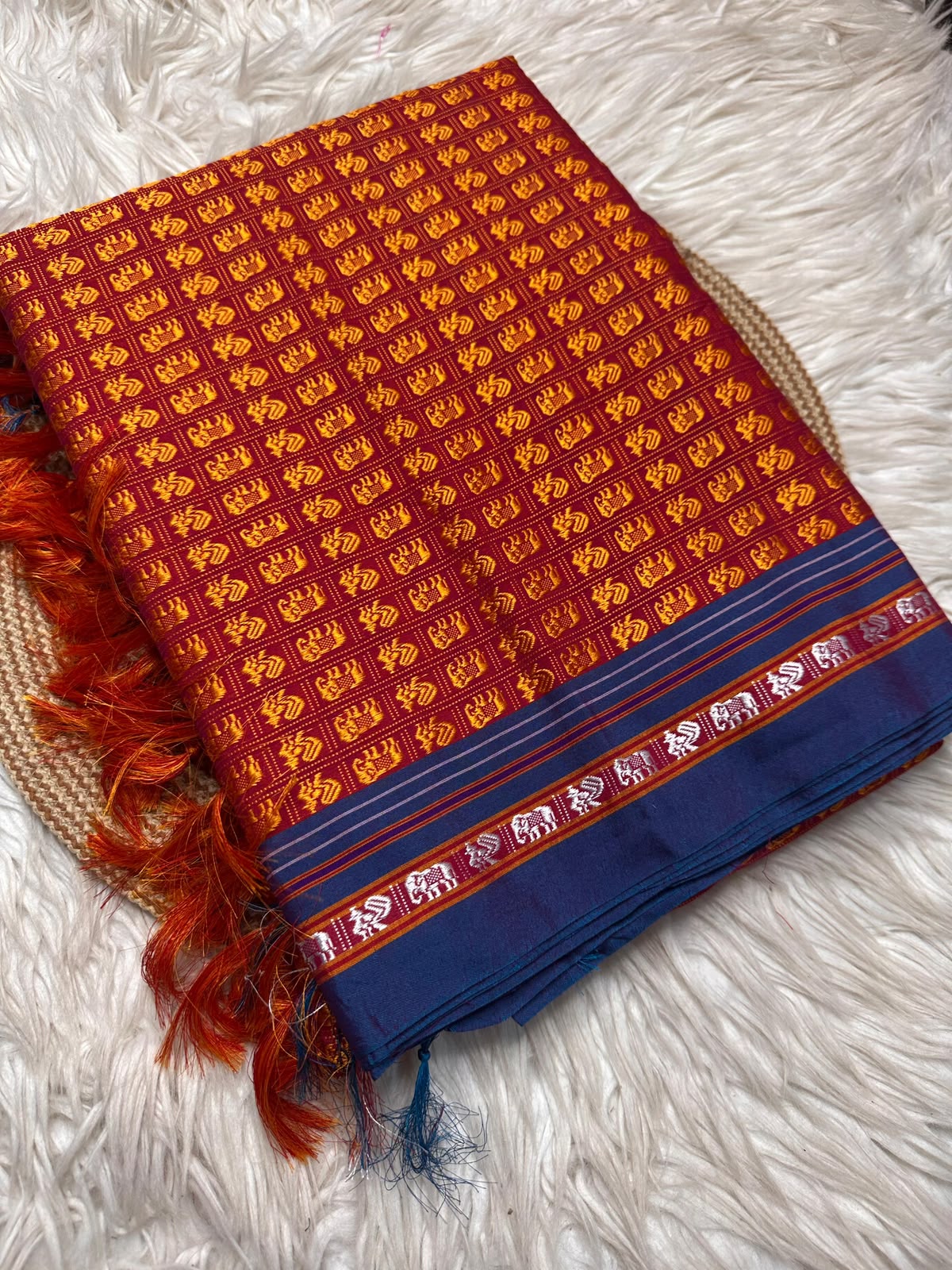 Resham Khun Saree with Tassel Pallu
