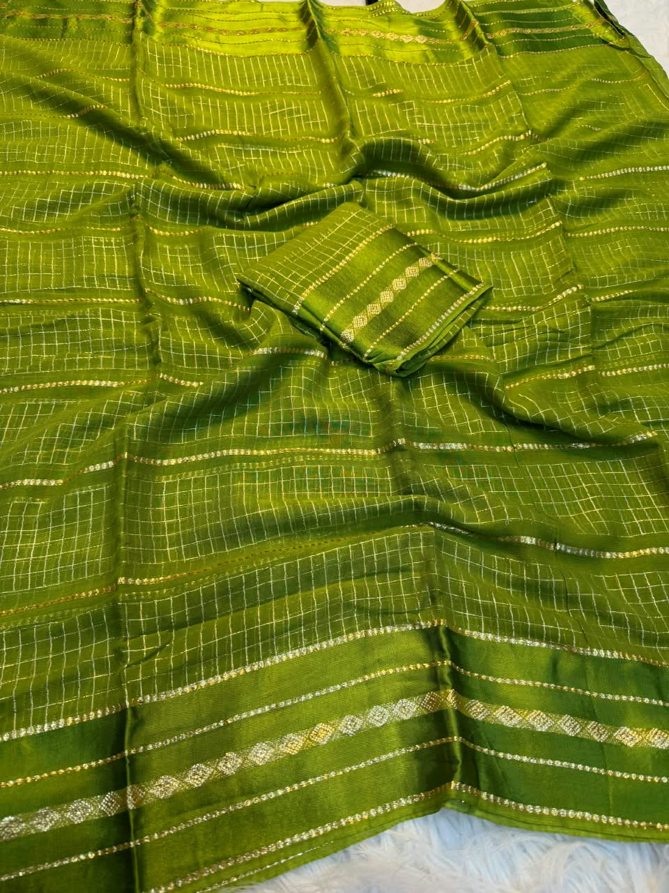 Fancy Viscose Georgette Checks Saree with Golden Satin Border | Party & Farewell Wear