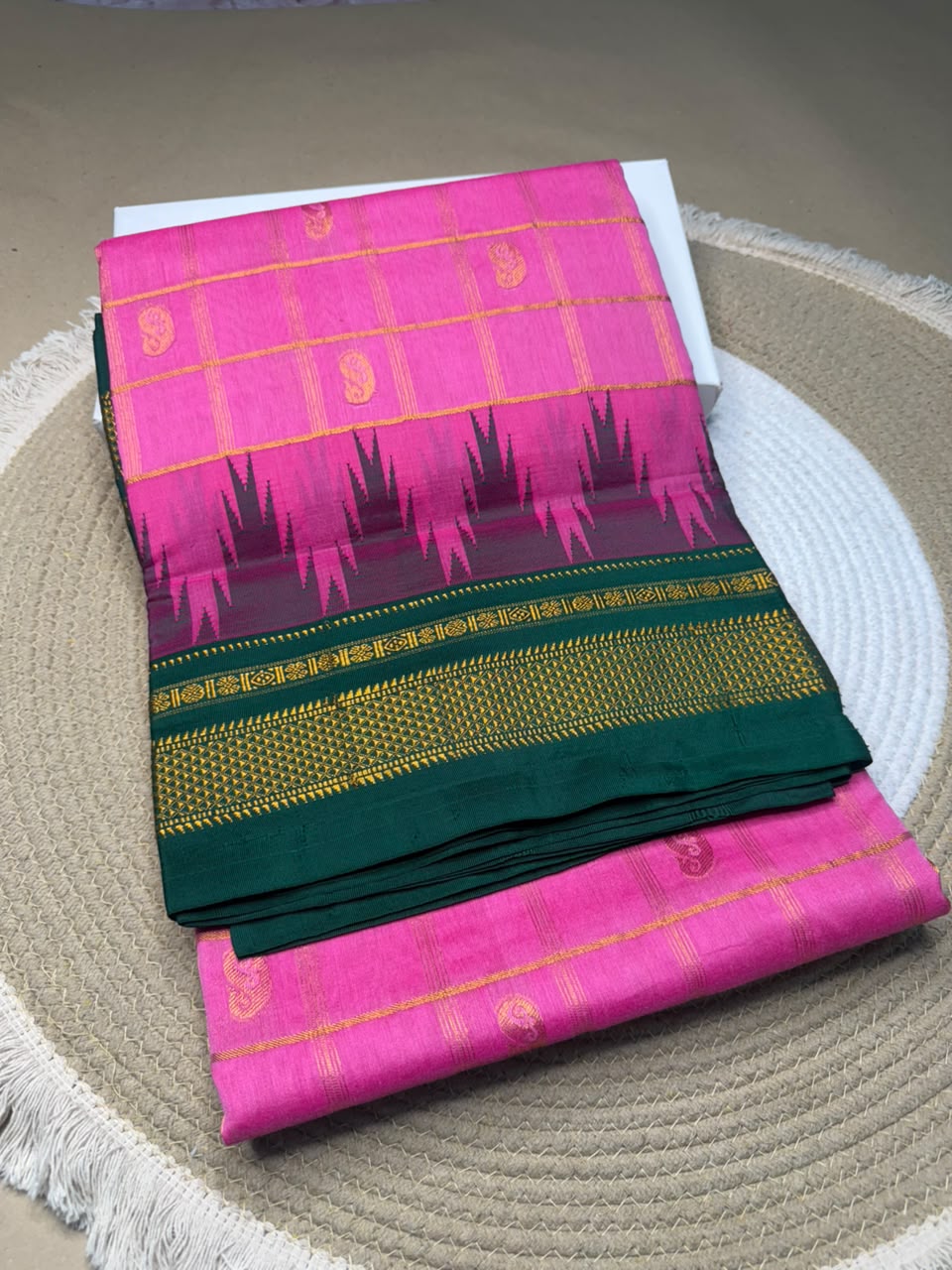 Karnataka Gadwal Silk & Mercerised Cotton Checks Butta Saree with Chikki Parasa Border & Tope Pallu
