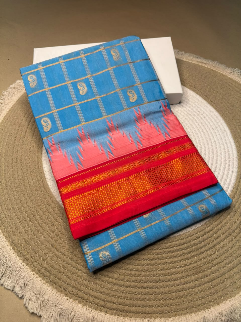 Karnataka Gadwal Silk & Mercerised Cotton Checks Butta Saree with Chikki Parasa Border & Tope Pallu