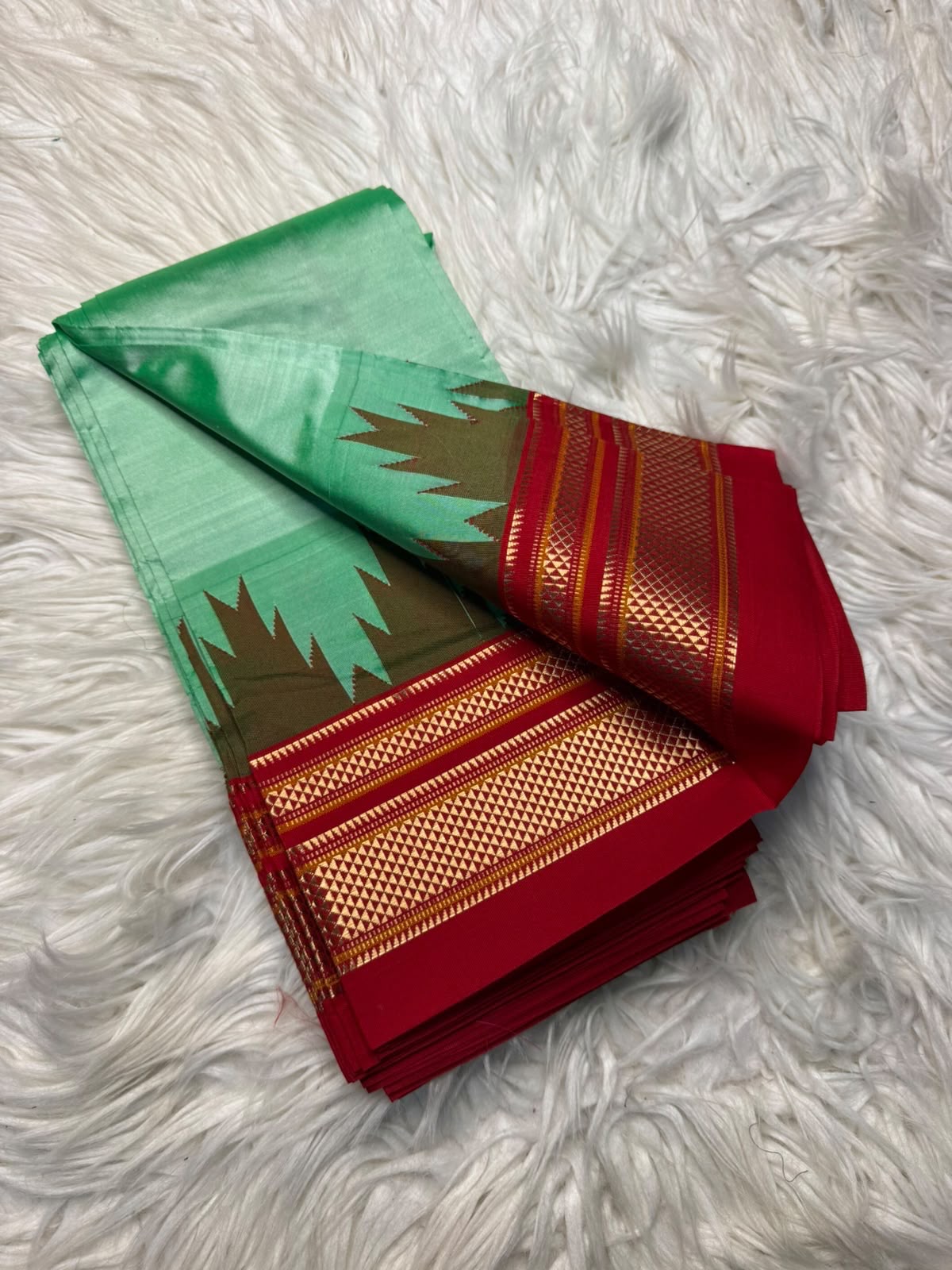 Pure Silk Ilkal-Style Kasuti Saree